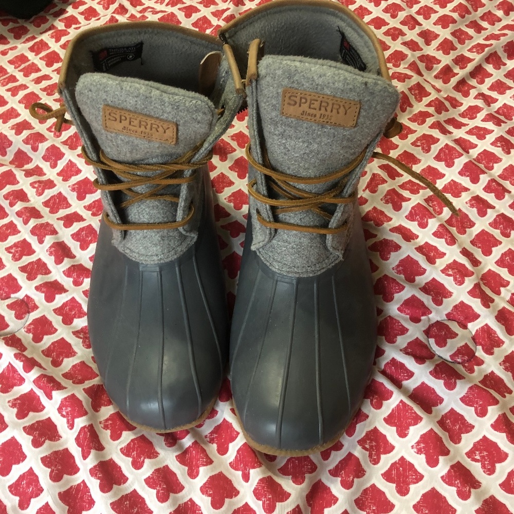 Womens Sperry boots